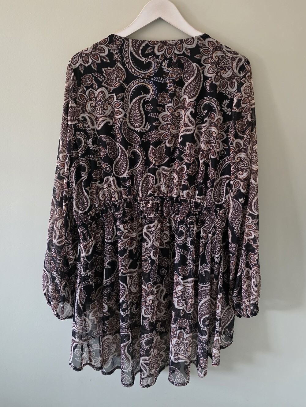 Women's Black Paisley V-Neck Tunic Top NWT - Picture 10 of 15